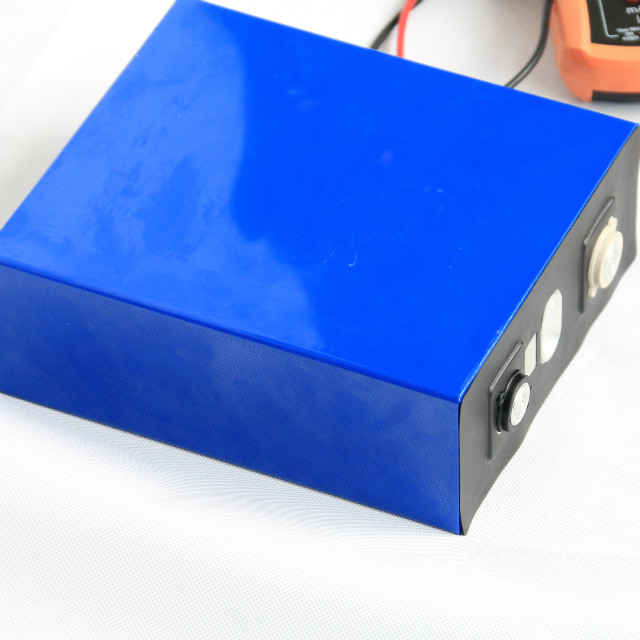3.2V 125Ah LiFePO4 Cell LiFePO4 Wholesale E-Boat Yachts Sightseeing Car Low Temperature